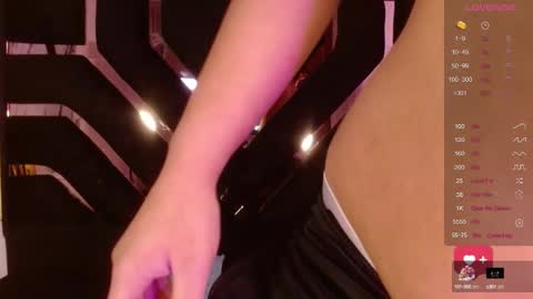 milan online show from 10.02.25