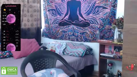 Snapshot of im_moonlight chatting on 01.17.25 Cutie pie online show from 01.17.25