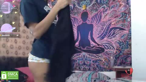 Snapshot of im_moonlight chatting on 01.28.25 Cutie pie online show from 01.28.25