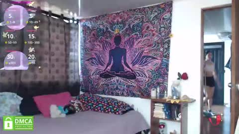 Snapshot of im_moonlight chatting on 10.23.25 Cutie pie online show from 10.23.25