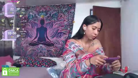 Snapshot of im_moonlight chatting on 11.05.25 Cutie pie online show from 11.05.25