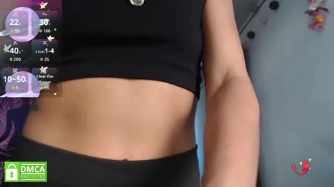 Snapshot of im_moonlight chatting on 11.25.25 Cutie pie online show from 11.25.25