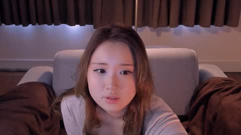 Snapshot of im_nectarine chatting on 11.28.25 Fn streams everyday at 1600 - 2200 by New Zealand time online show from 11.28.25