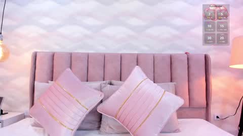 Nika online show from 01.08.25