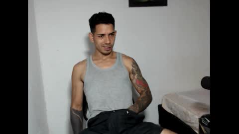 Snapshot of im_taylor24 chatting on 12.03.25 im_taylor24 online show from 12.03.25