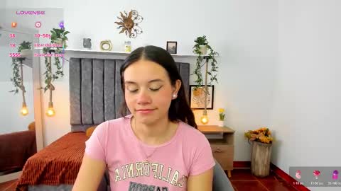 im_tulipan online show from 03.15.26