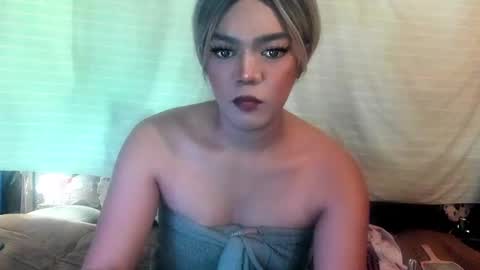 ella may online show from 01.27.25