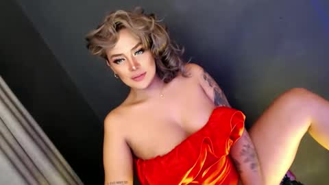 Snapshot of im_ur_nightmare chatting on 01.07.25 Candy Moore online show from 01.07.25