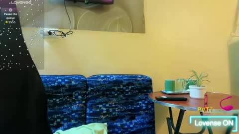 Snapshot of im_your_sexy_wifexxx chatting on 06.29.26 Ms. M online show from 06.29.26
