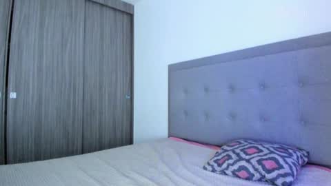 mia ---------  COL TIME online show from 02.03.25