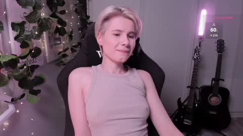 Snapshot of imnotmia chatting on 02.03.25 Mia online show from 02.03.25