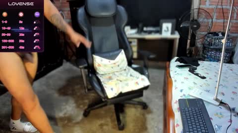 Snapshot of imperion_king chatting on 01.18.25 Imperion King online show from 01.18.25