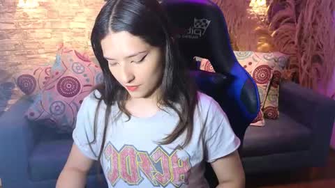 Karen  online show from 11.13.25