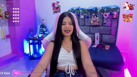 Snapshot of imsofy_1 chatting on 12.13.24 sofy online show from 12.13.24