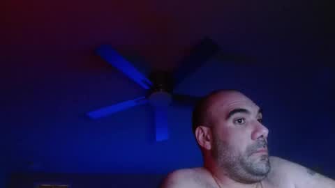 I use to be imeverythingandnothing online show from 02.18.25