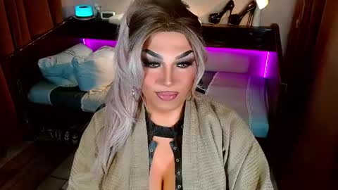 QUEEN MADI  online show from 07.03.26