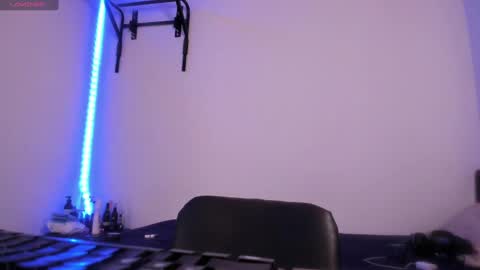 Snapshot of imven980 chatting on 01.10.25 imven980 online show from 01.10.25