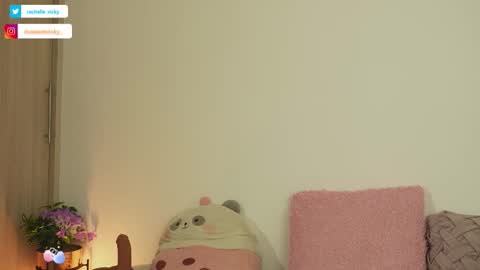 Snapshot of imvickyrachell_ chatting on 10.16.25 imvickyrachell_ online show from 10.16.25