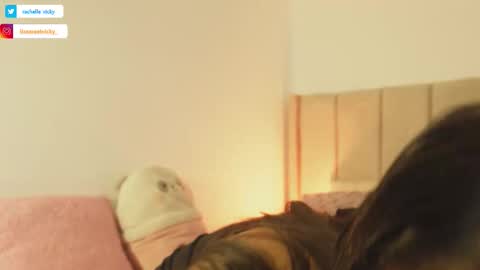 Snapshot of imvickyrachell_ chatting on 12.17.25 imvickyrachell_ online show from 12.17.25