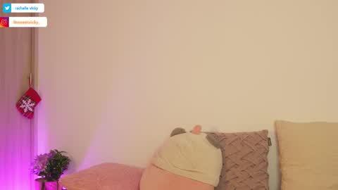 Snapshot of imvickyrachell_ chatting on 12.22.25 imvickyrachell_ online show from 12.22.25