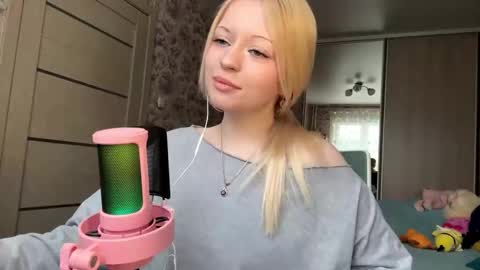 Lola online show from 02.28.26