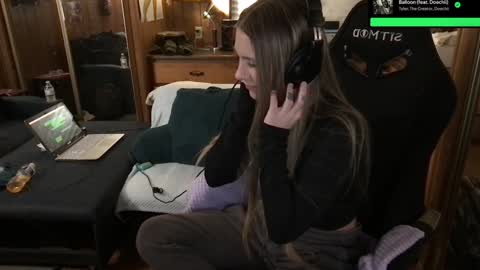 Carter online show from 02.04.25