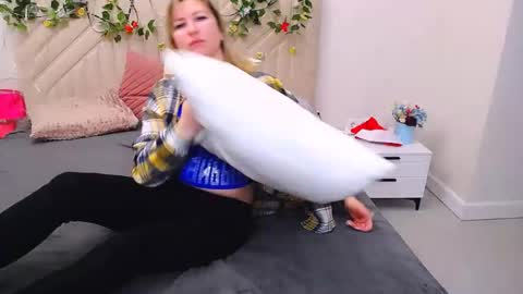 incredible_ariela online show from 01.06.26