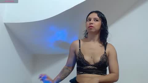 Snapshot of incubus_couple1 chatting on 11.27.25 incubus_couple1 online show from 11.27.25