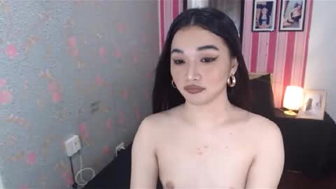 Snapshot of indestructabletrixie chatting on 02.22.25 indestructabletrixie online show from 02.22.25