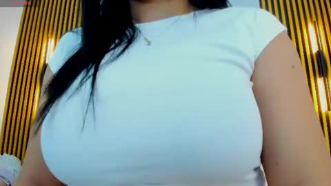 Snapshot of indi_catalina chatting on 06.20.26 Indi Catalina online show from 06.20.26