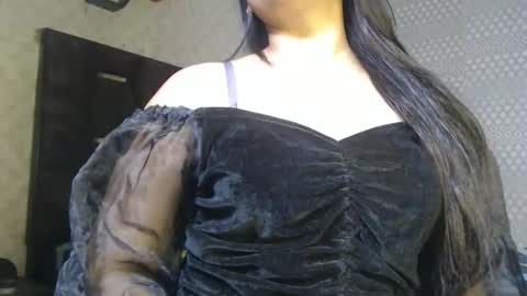 Snapshot of indian_anu chatting on 12.17.25 Anu online show from 12.17.25