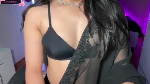 Ayesha online show from 04.19.26