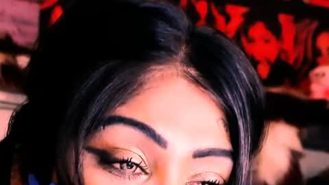 Snapshot of indian_dreamgirl chatting on 10.25.25 Bella Ambrosia online show from 10.25.25