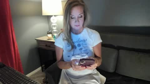 Snapshot of indianacooper chatting on 01.02.25 IndianaCooper - Showtimes - Mon-Fri 12pm and 930PM CST SatSun 930pm CST online show from 01.02.25