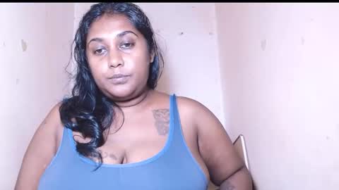 Snapshot of indiancoco chatting on 04.18.26 candice online show from 04.18.26