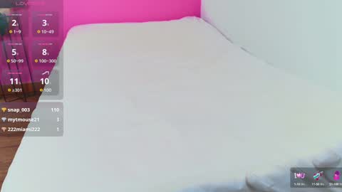 LITTLE AINHOA  online show from 01.19.25