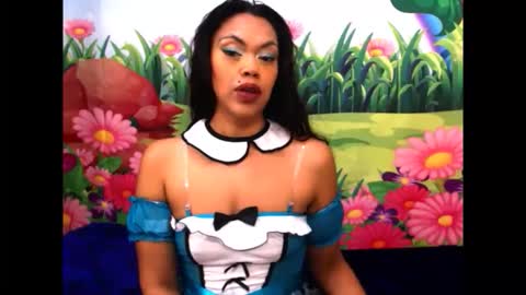 Snapshot of indiandesire4u69 chatting on 10.11.25 Lia online show from 10.11.25