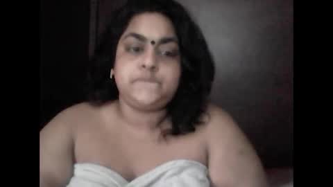 Snapshot of indianpooja1027 chatting on 12.23.25 indianpooja1027 online show from 12.23.25