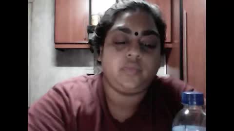 Snapshot of indianpooja1027 chatting on 01.08.26 indianpooja1027 online show from 01.08.26