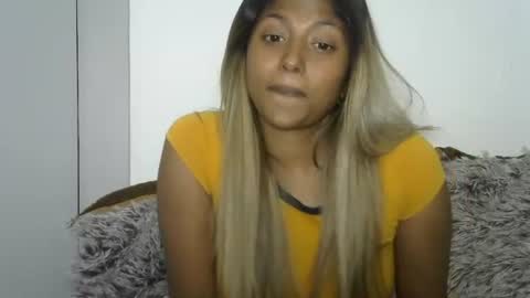 indianqtpie6 online show from 09.29.25