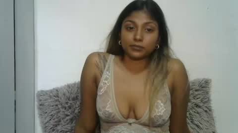 indianqtpie6 online show from 05.19.26