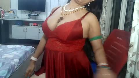 Snapshot of indianrads9 chatting on 06.12.26 Radha online show from 06.12.26