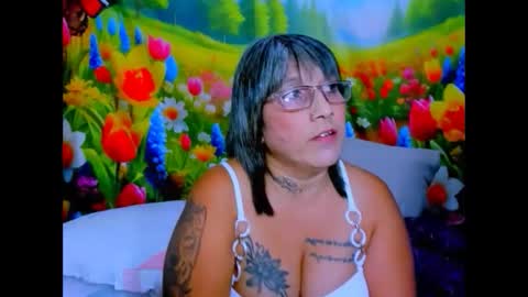 indianroxy27 online show from 06.06.26