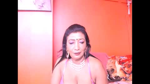 Snapshot of indiansarika65 chatting on 04.07.26 indiansarika65 online show from 04.07.26