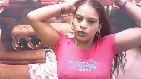 Snapshot of indiansexyass4u2luv chatting on 01.13.25 indiansexyass4u2luv online show from 01.13.25