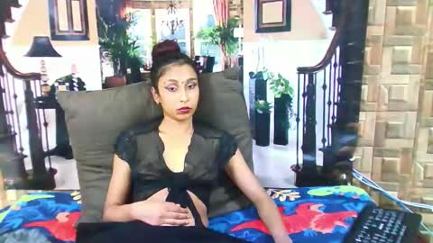 indiansexybutt4u2luv online show from 05.15.26
