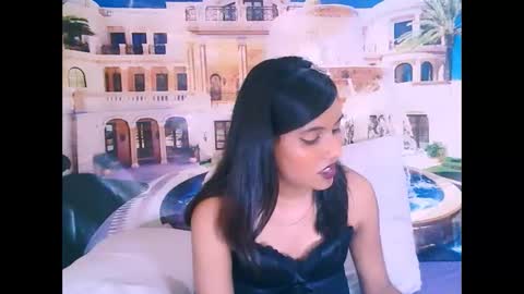 Snapshot of indianskies chatting on 05.09.26 Sky online show from 05.09.26