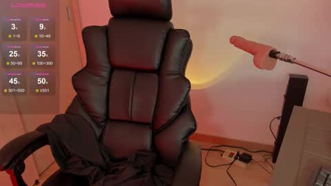 Hey  Im Indie follow me on my instagram  online show from 09.11.25