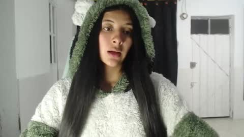 Snapshot of indirax69 chatting on 07.18.26 Indira online show from 07.18.26