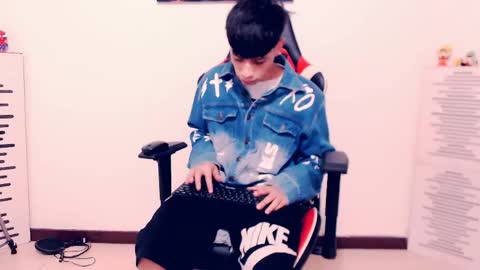 Snapshot of indomitablebeast chatting on 05.19.26 matias online show from 05.19.26